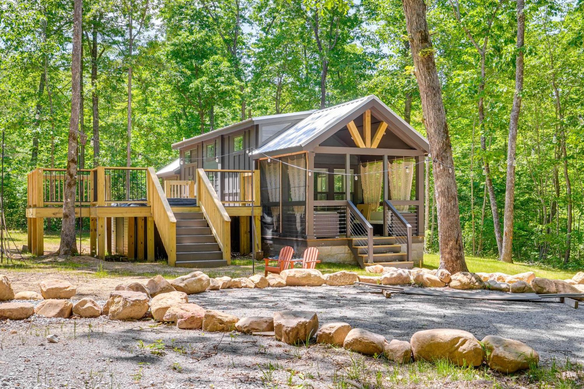 Monteagle Cabin With Swim Spa, Sauna And Fire Pit! 외부 사진