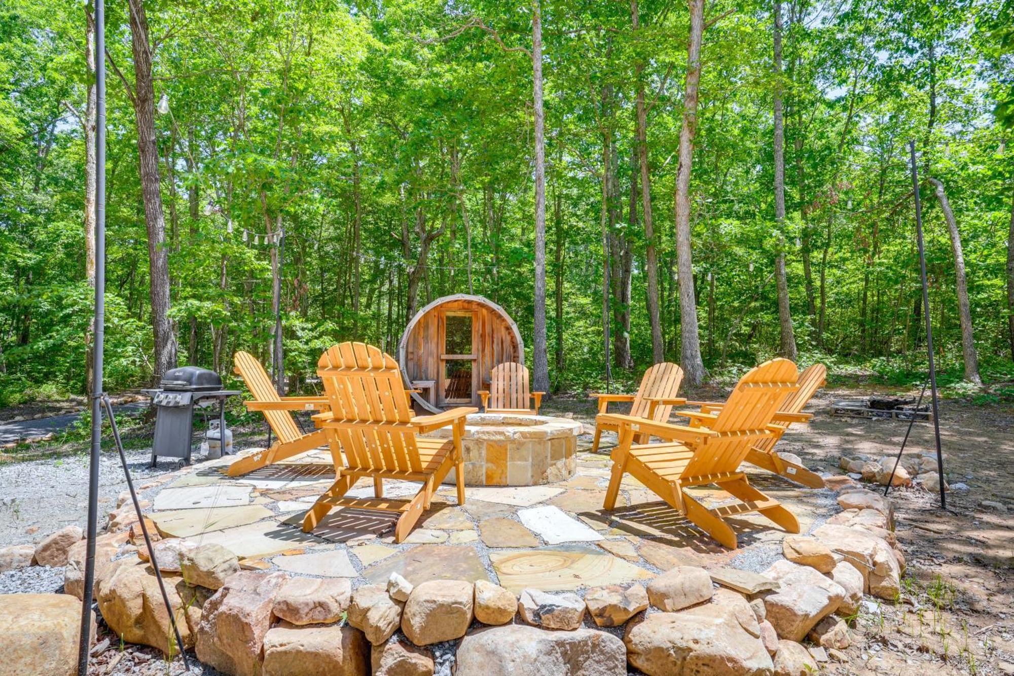 Monteagle Cabin With Swim Spa, Sauna And Fire Pit! 외부 사진