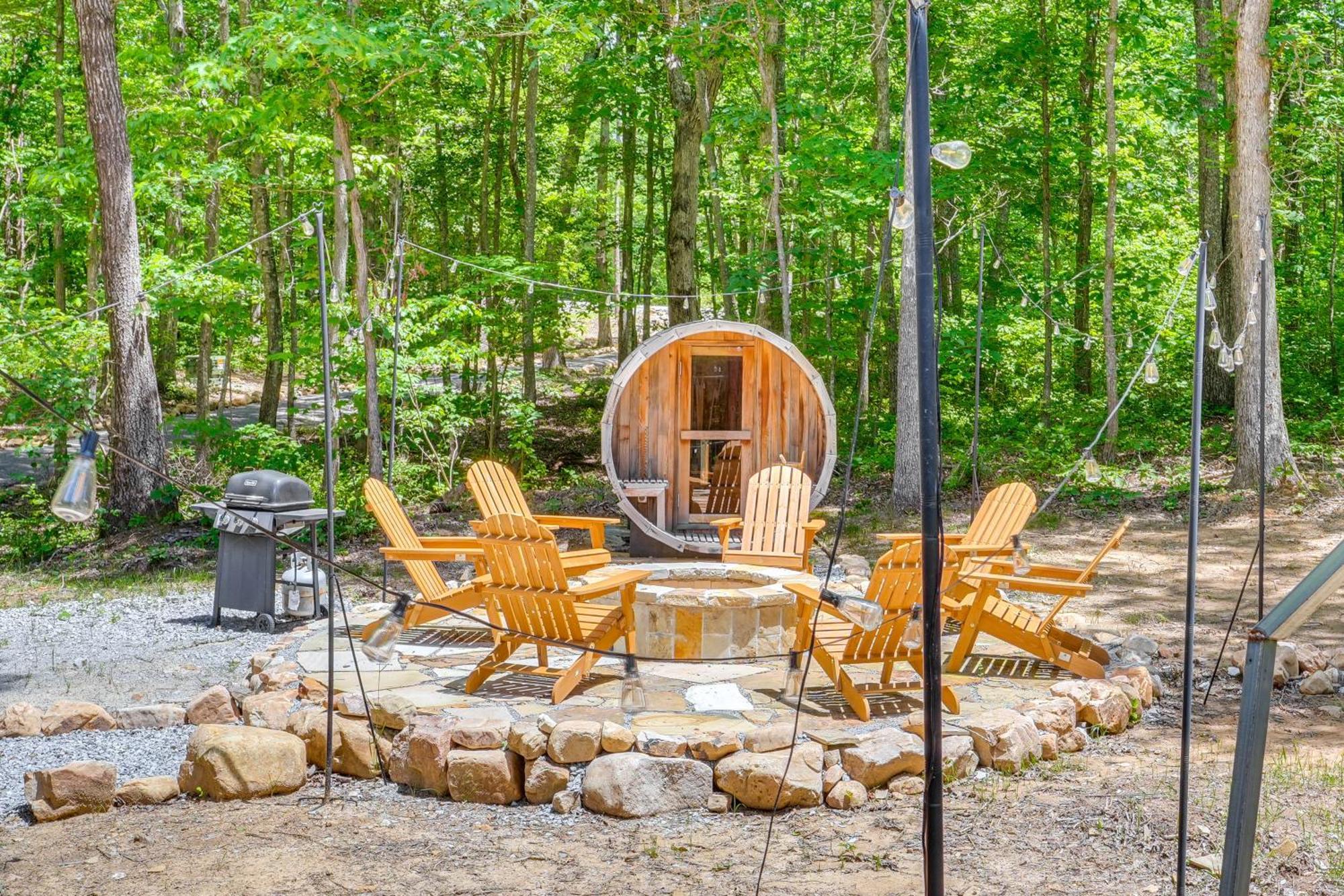 Monteagle Cabin With Swim Spa, Sauna And Fire Pit! 외부 사진